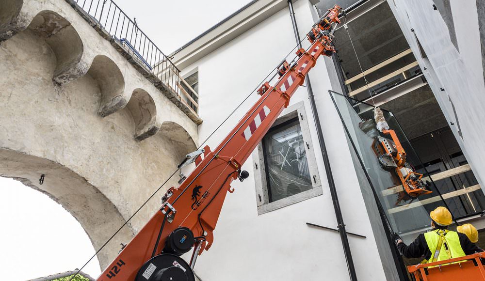 6pmp-mini-crane-movimentazione-carichi