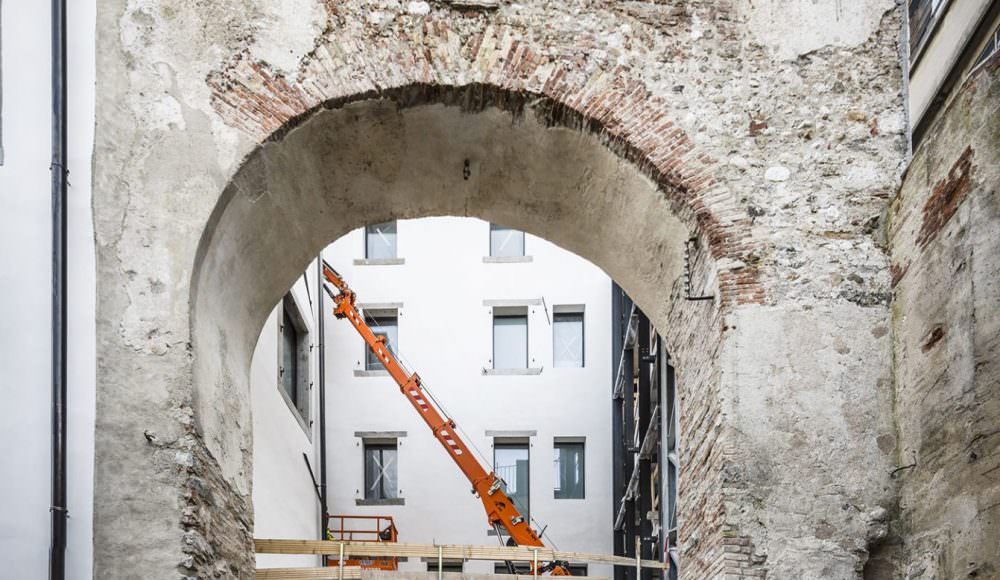 7pmp-mini-crane-movimentazione-carichi