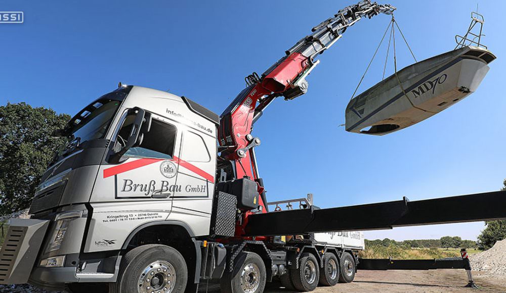Fassi-F2150RA.2.28-lifts-wind-turbine-parts