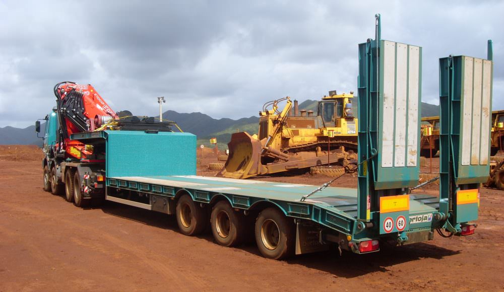 ST830528