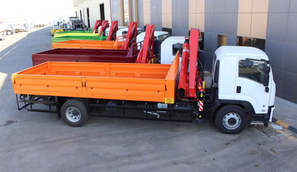 F195A-0-23-active-cranes-on-9-units-of-Isuzu-FVR34Q-by-Metal-Work-Co-SA-4