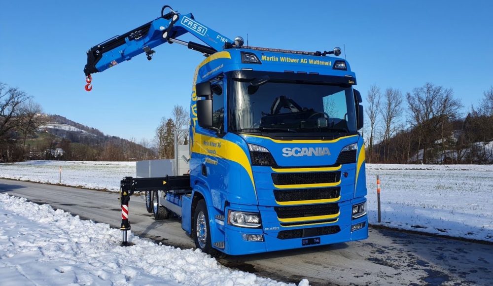 Two-Fassi-F185A-2-25-xe-dynamic-cranes-installed-onto-3-axle-Scania-R450-vehicles-CH-3